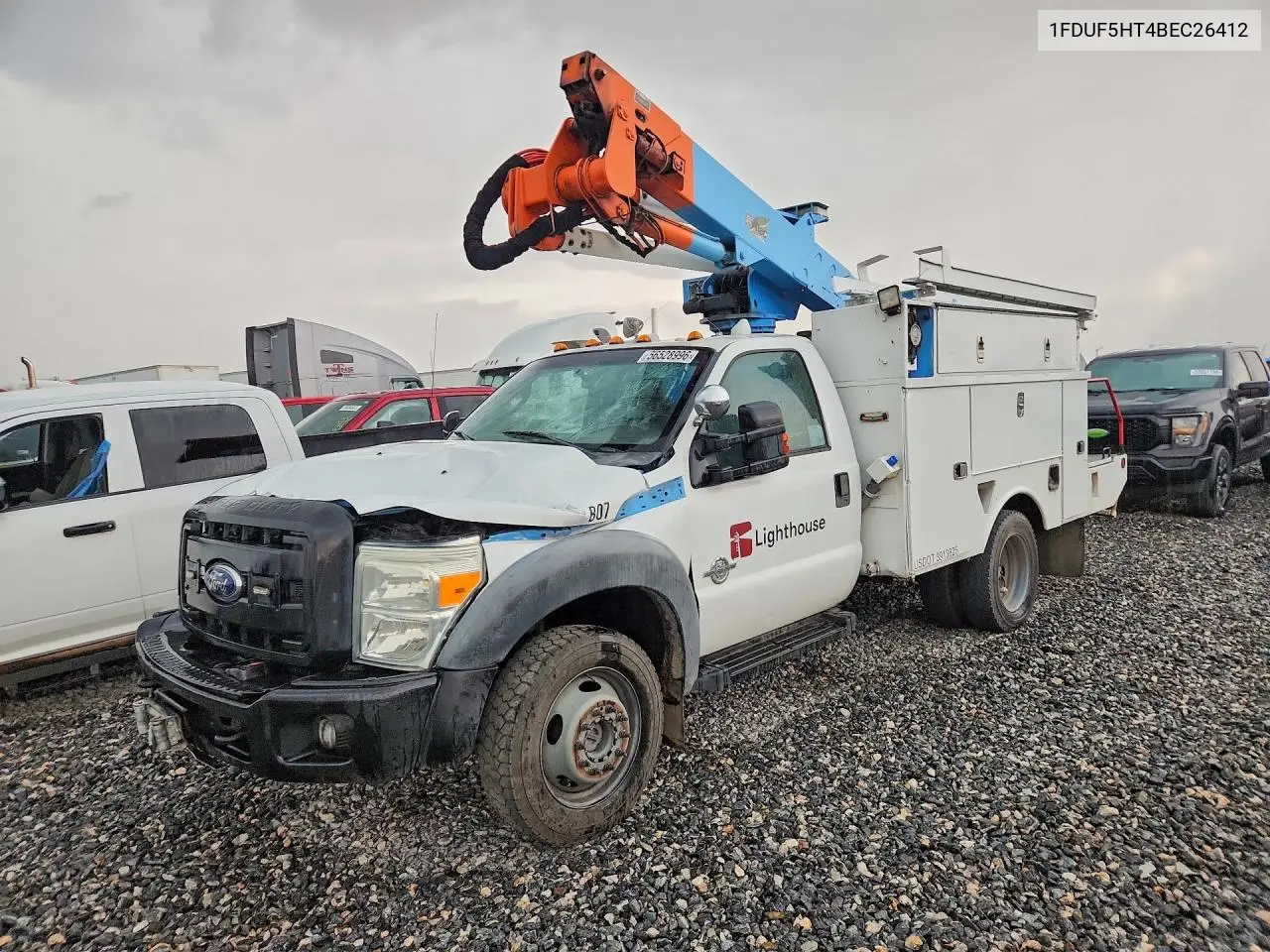 2011 Ford F550 Super Duty Bucket Truck VIN: 1FDUF5HT4BEC26412 Lot: 56528996