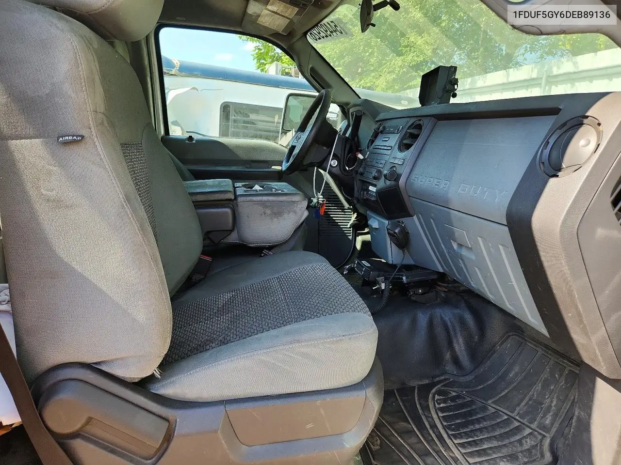 2013 Ford F550 Super Duty Bucket Truck VIN: 1FDUF5GY6DEB89136 Lot: 54492926