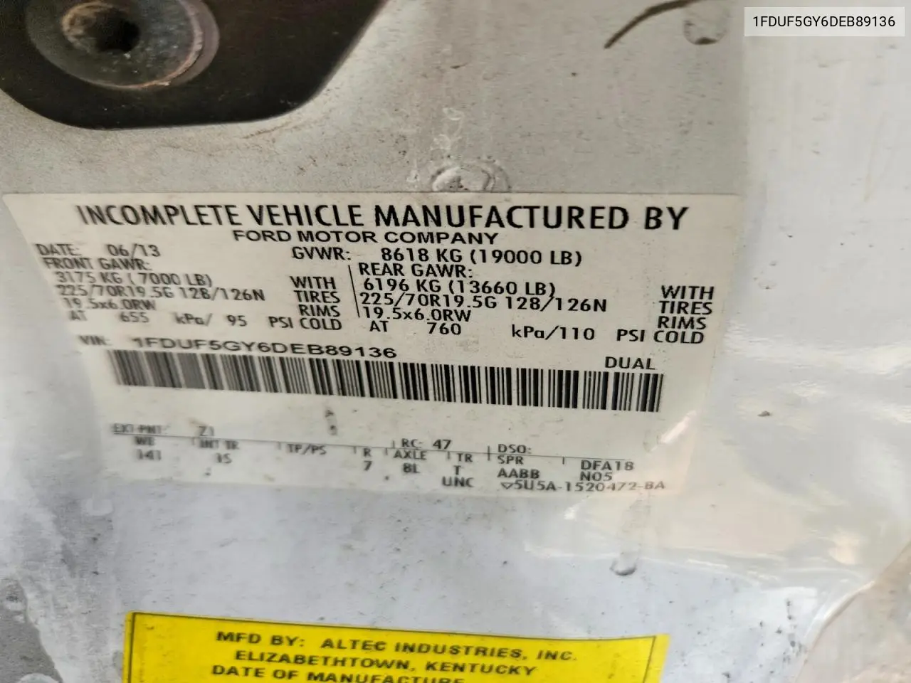 2013 Ford F550 Super Duty Bucket Truck VIN: 1FDUF5GY6DEB89136 Lot: 54492926