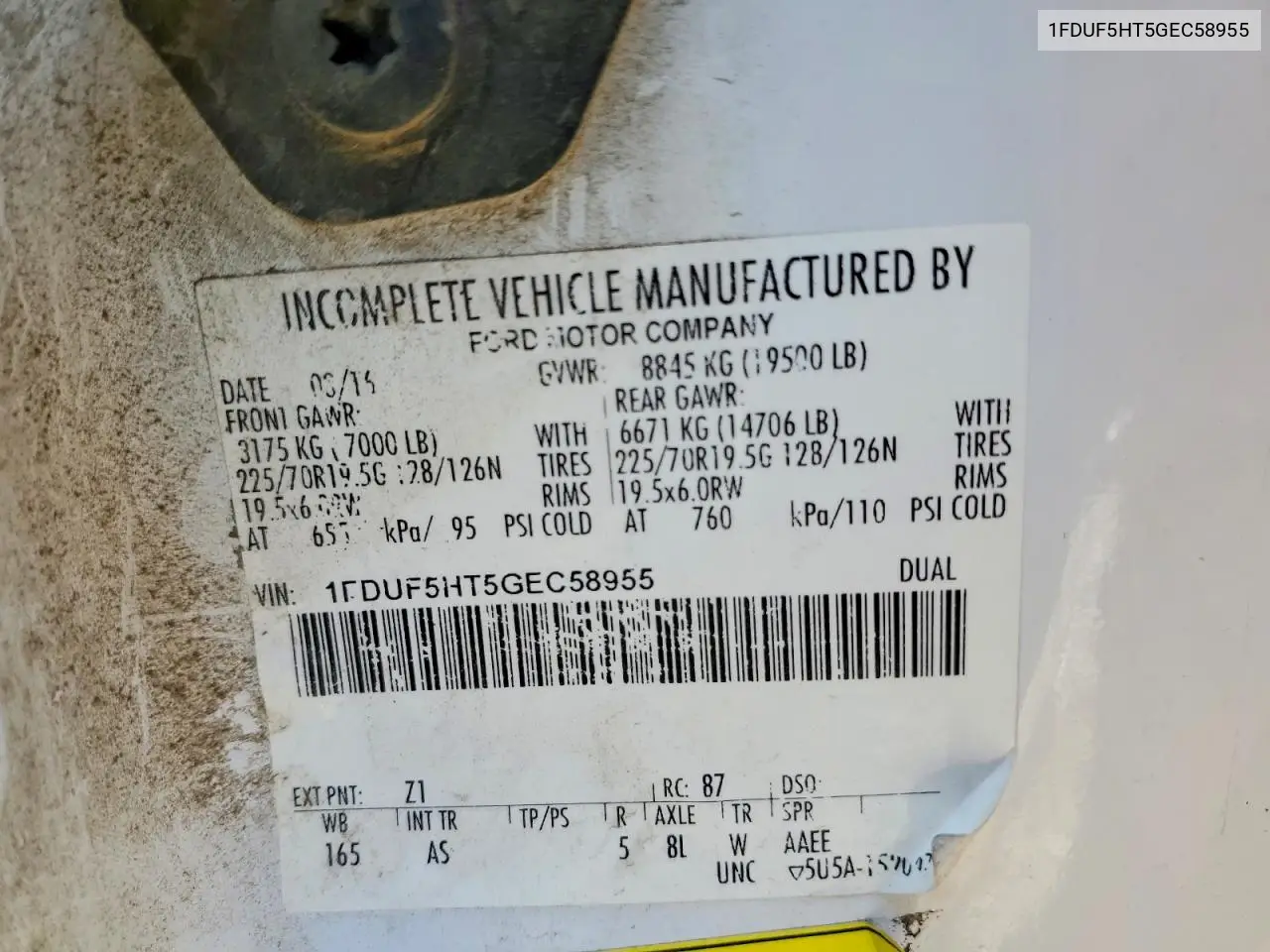 2016 Ford F550 Super Duty Bucket Truck VIN: 1FDUF5HT5GEC58955 Lot: 57008256