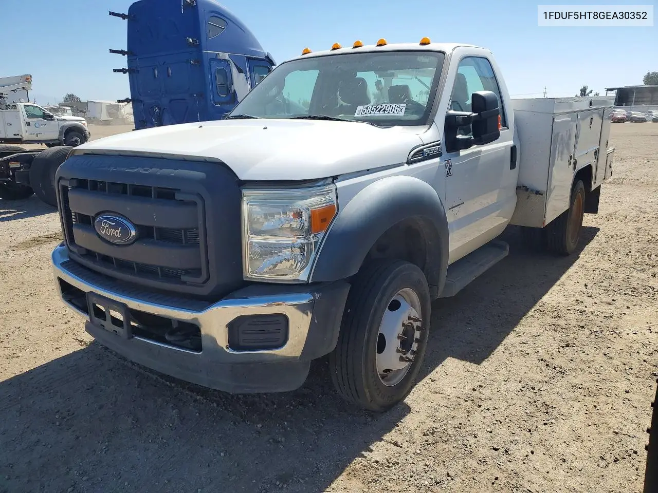 2016 Ford F550 Super Duty VIN: 1FDUF5HT8GEA30352 Lot: 58522906