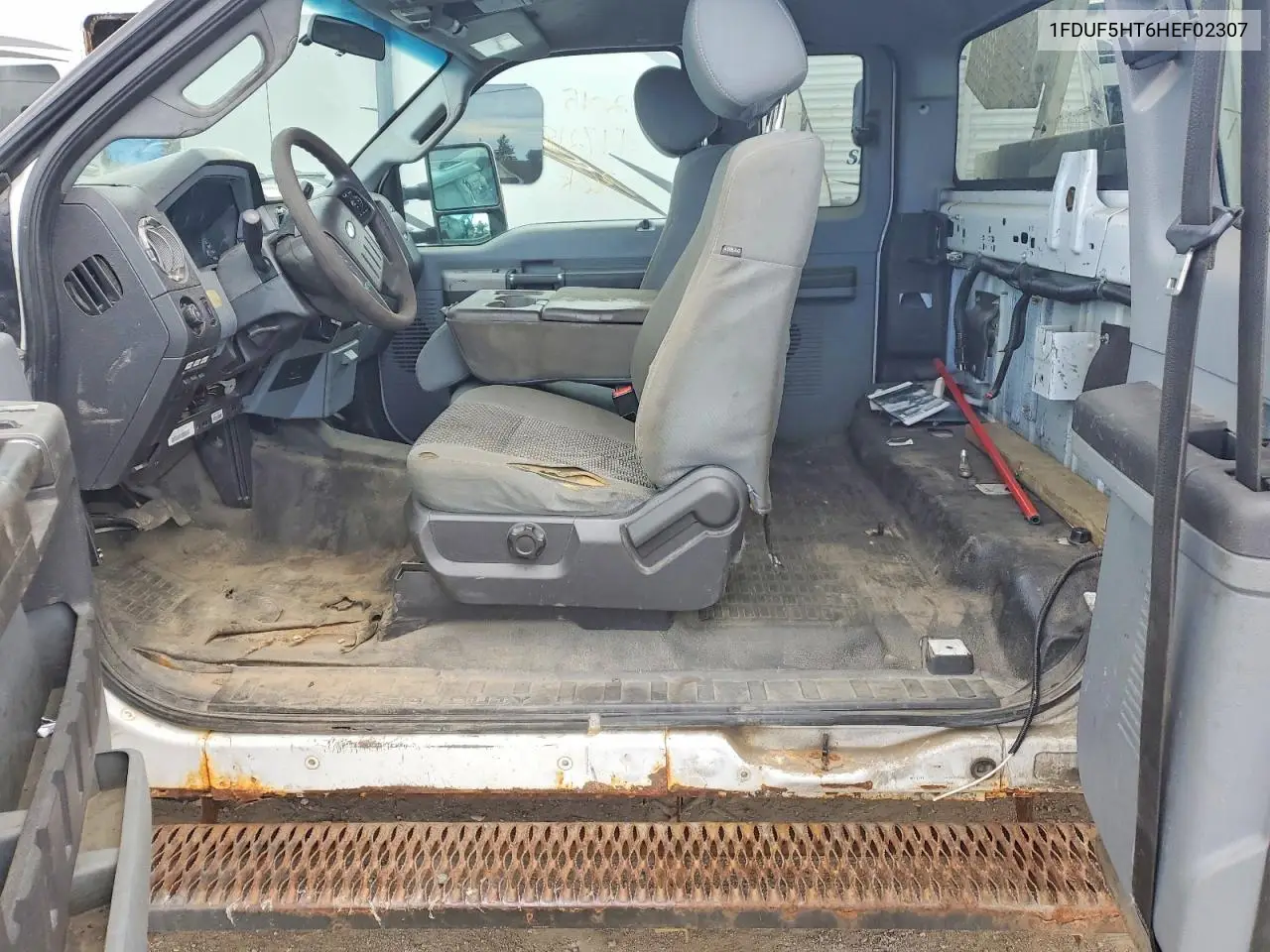 2017 Ford F550 Super Duty VIN: 1FDUF5HT6HEF02307 Lot: 56681566