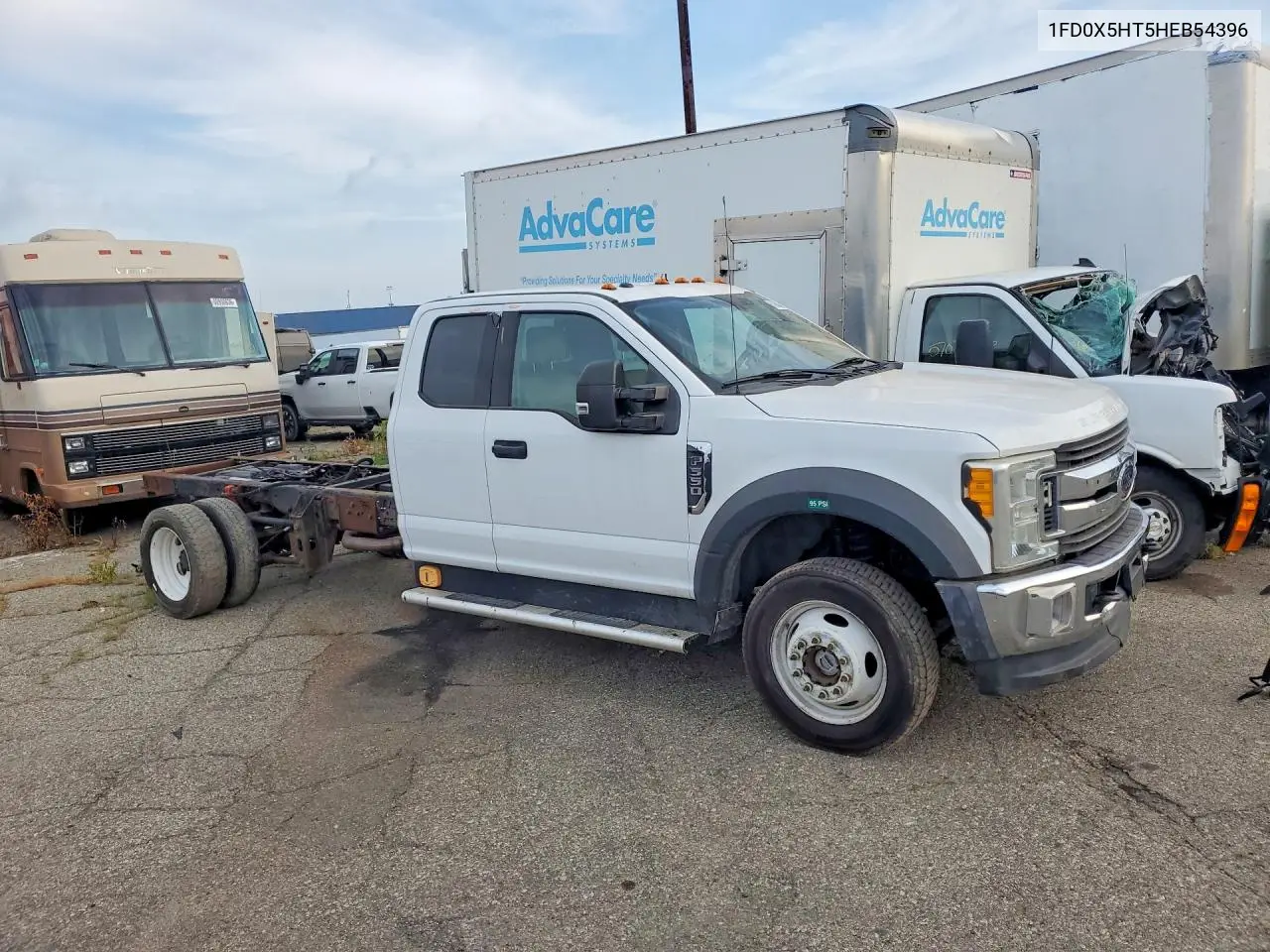 2017 Ford F550 Super Duty VIN: 1FD0X5HT5HEB54396 Lot: 61868166