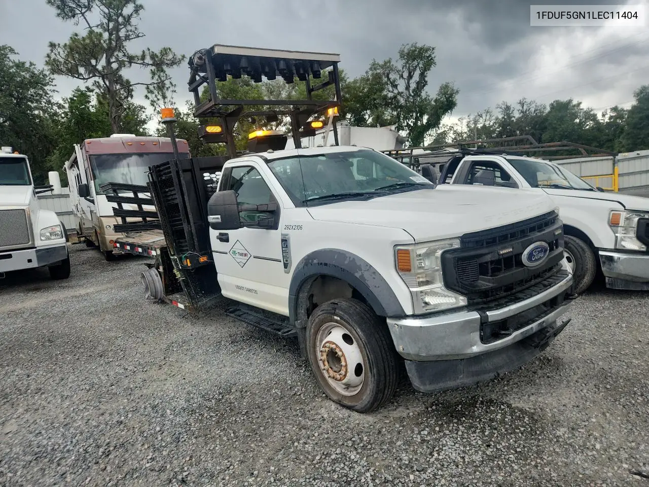 2020 Ford F-550 - Flat Bed Truck VIN: 1FDUF5GN1LEC11404 Lot: 57871136