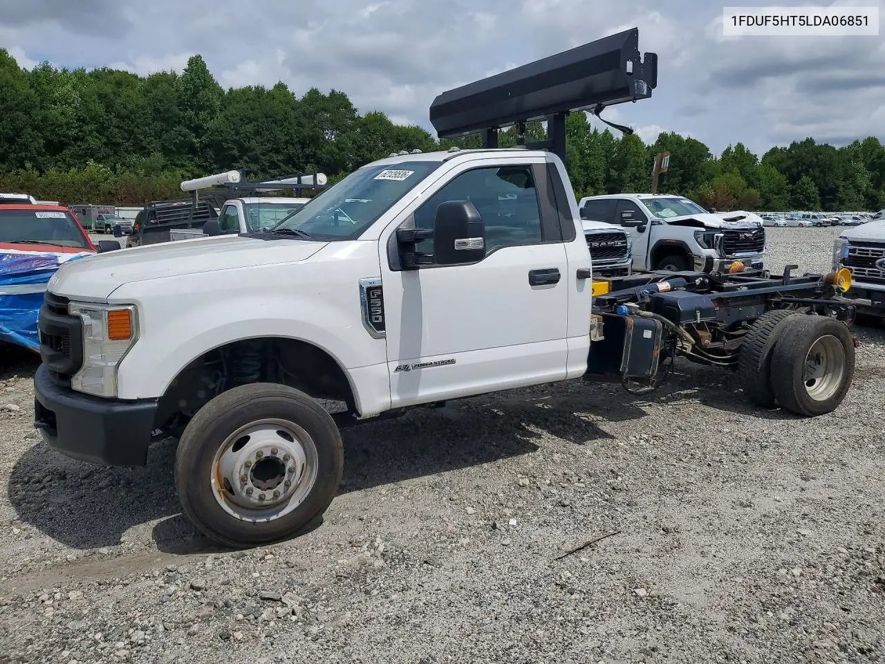 2020 Ford F550 Super Duty VIN: 1FDUF5HT5LDA06851 Lot: 62129536