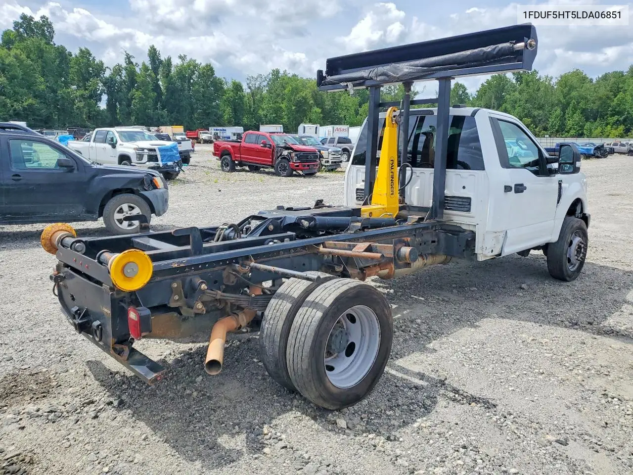 2020 Ford F550 Super Duty VIN: 1FDUF5HT5LDA06851 Lot: 62129536