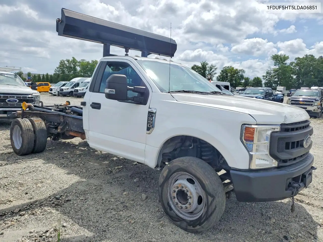 2020 Ford F550 Super Duty VIN: 1FDUF5HT5LDA06851 Lot: 62129536