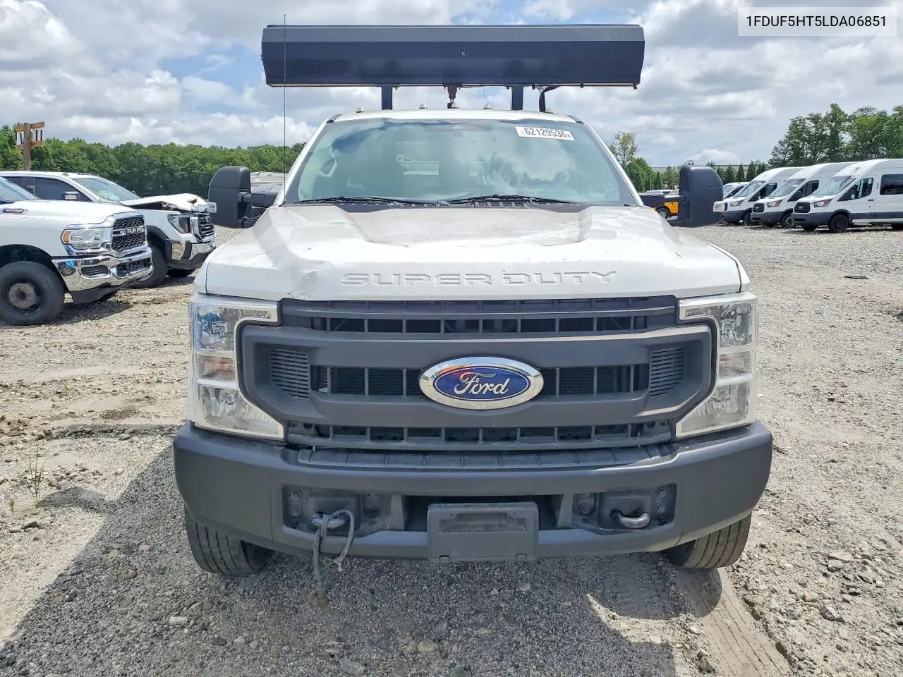 2020 Ford F550 Super Duty VIN: 1FDUF5HT5LDA06851 Lot: 62129536