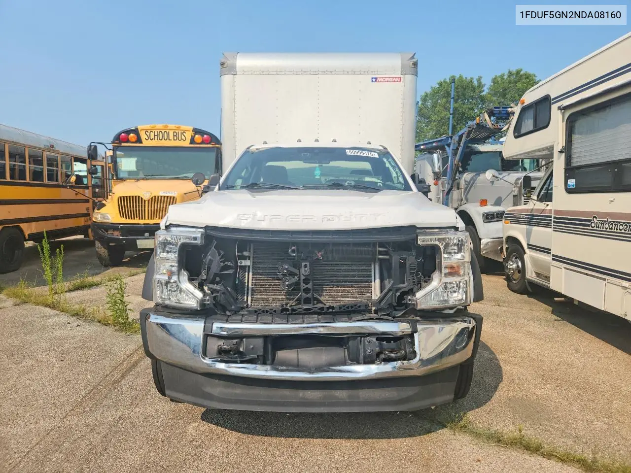 2022 Ford F550 Super Duty Box Truck VIN: 1FDUF5GN2NDA08160 Lot: 60995476