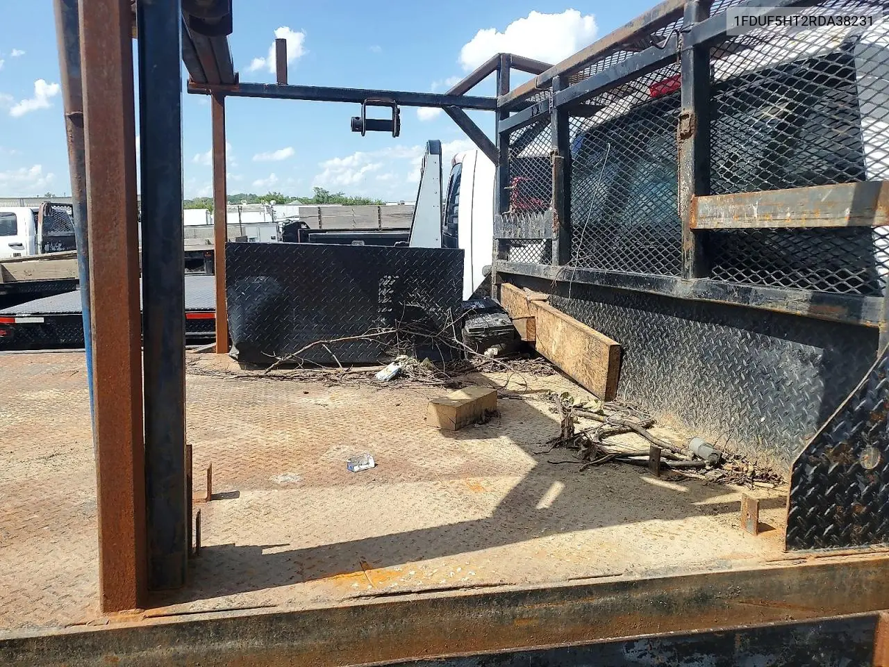 2024 Ford F550 Super Duty VIN: 1FDUF5HT2RDA38231 Lot: 60938246