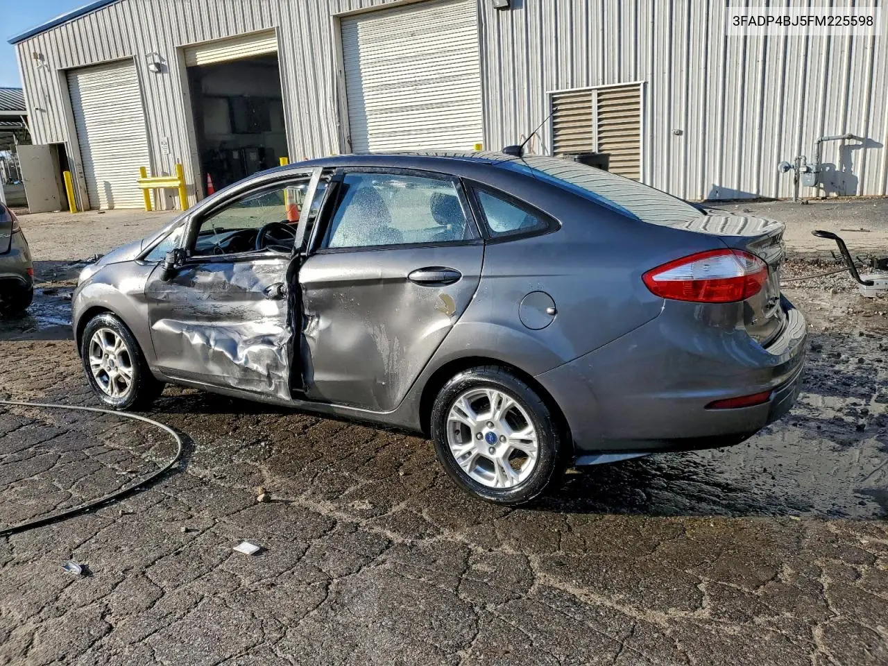 3FADP4BJ5FM225598 2015 Ford Fiesta Se