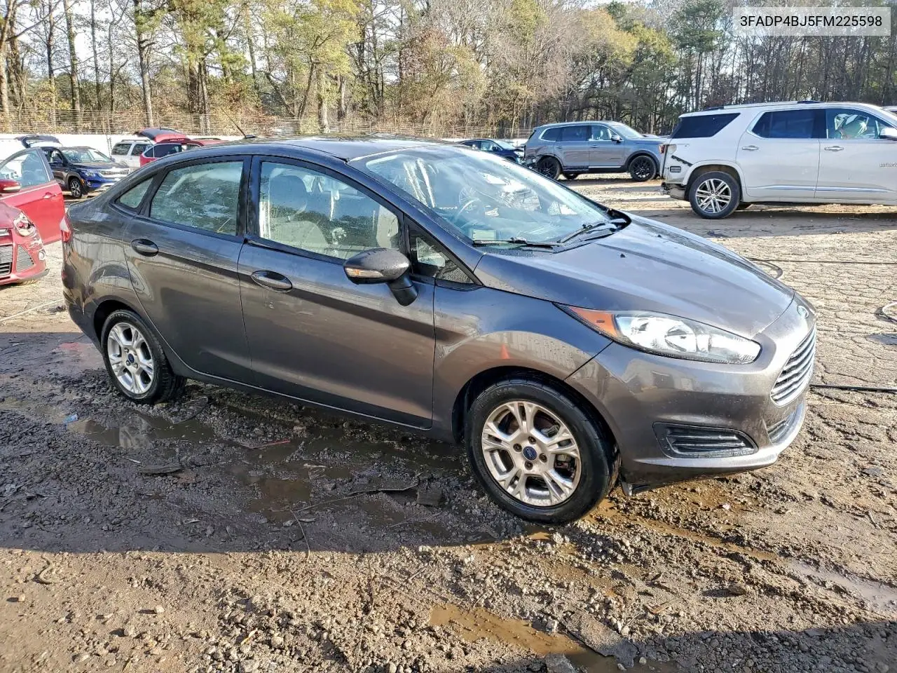3FADP4BJ5FM225598 2015 Ford Fiesta Se