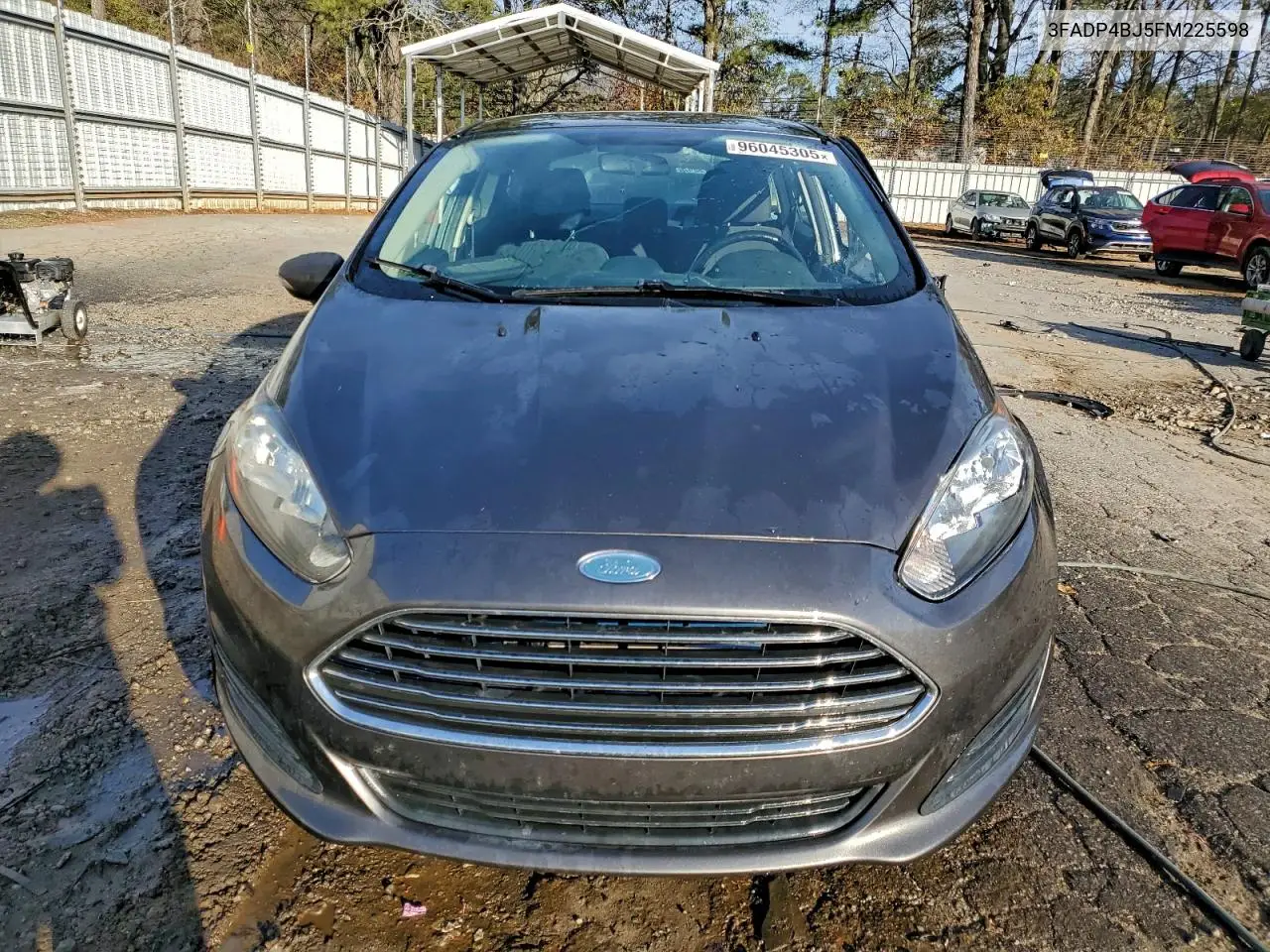3FADP4BJ5FM225598 2015 Ford Fiesta Se