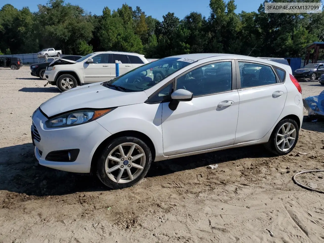 3FADP4EJXKM137099 2019 Ford Fiesta Se