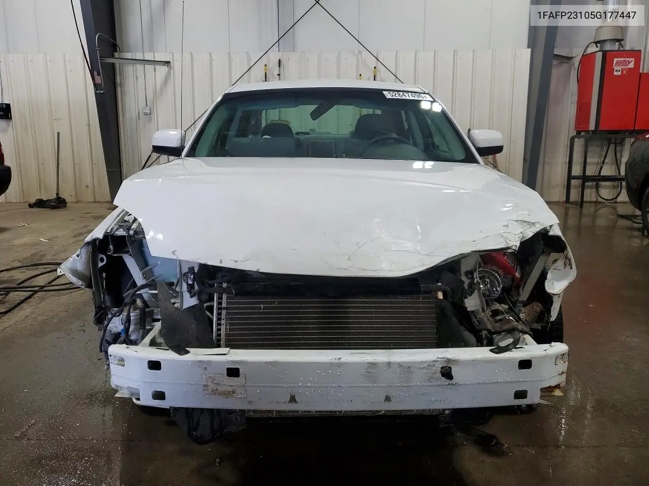 2005 Ford Five Hundred Se VIN: 1FAFP23105G177447 Lot: 52847496