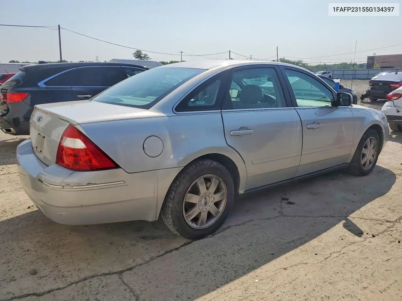 2005 Ford Five Hundred Se VIN: 1FAFP23155G134397 Lot: 73345055
