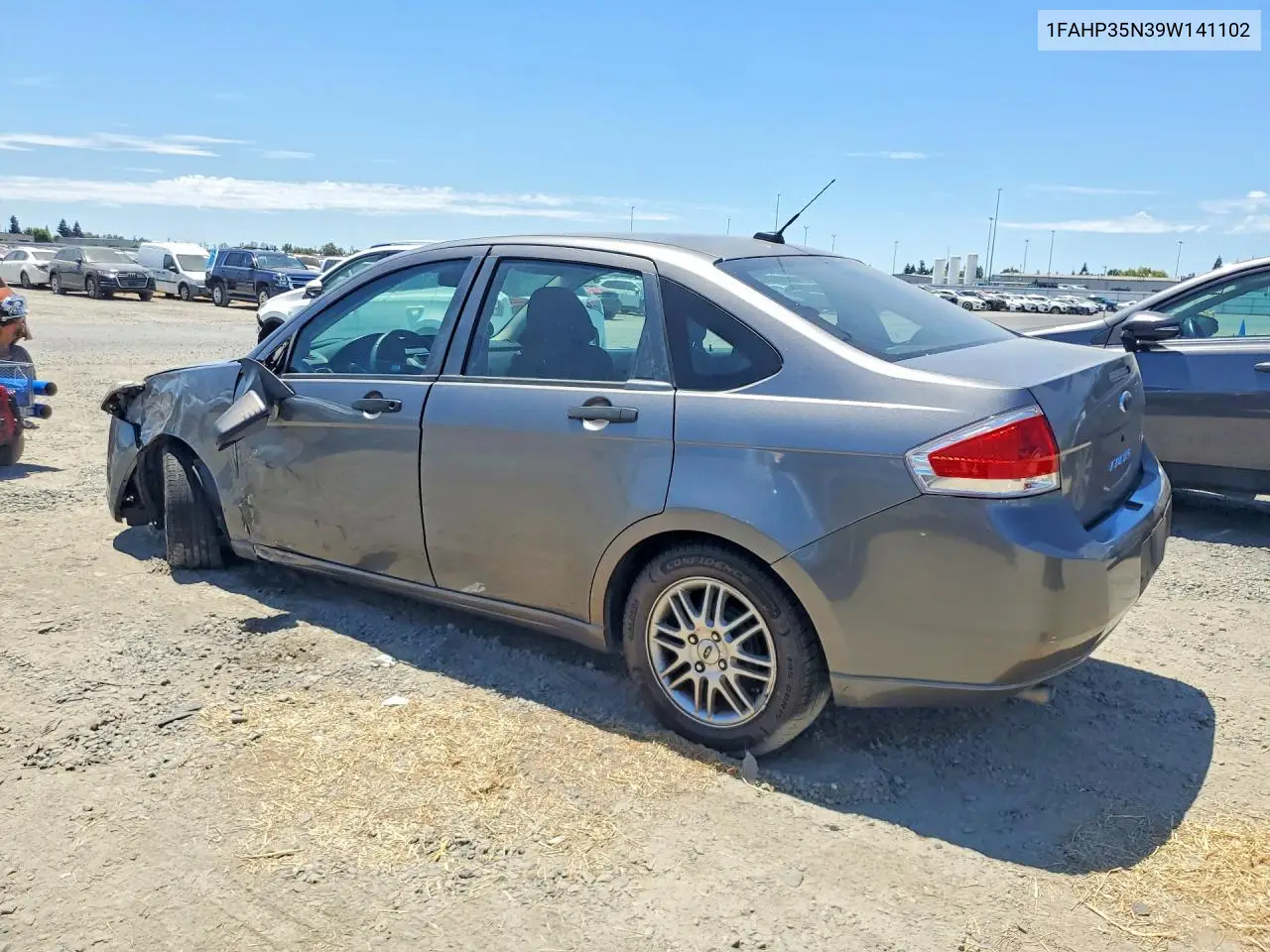 2009 Ford Focus Se VIN: 1FAHP35N39W141102 Lot: 62118576