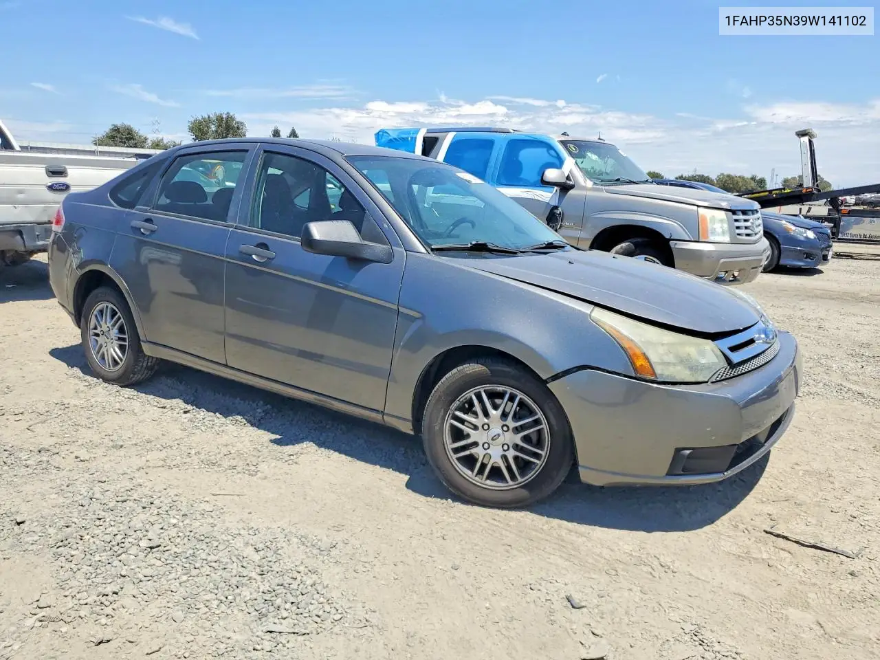 2009 Ford Focus Se VIN: 1FAHP35N39W141102 Lot: 62118576