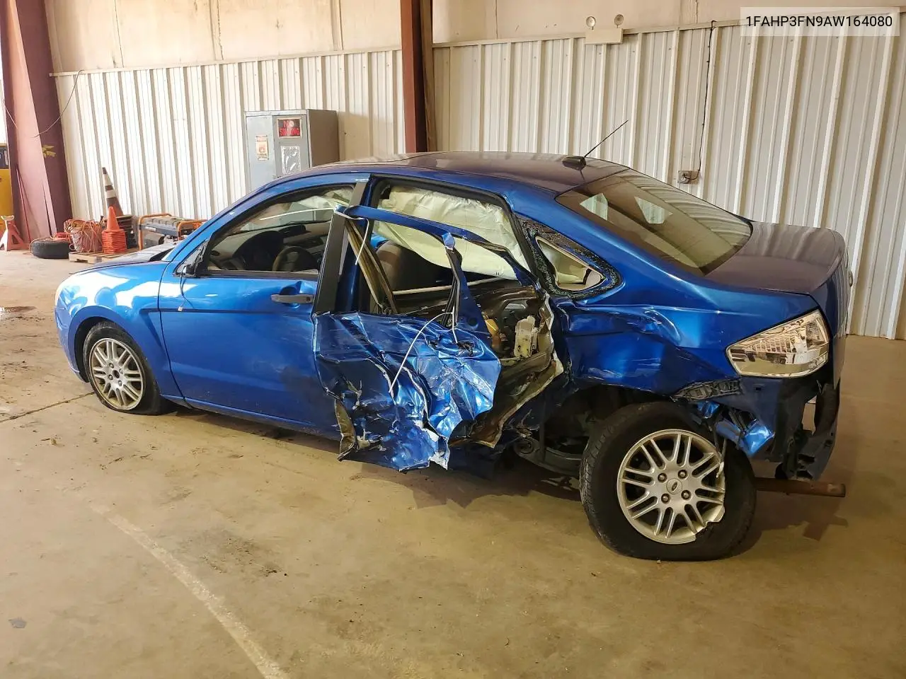 2010 Ford Focus Se VIN: 1FAHP3FN9AW164080 Lot: 61708036