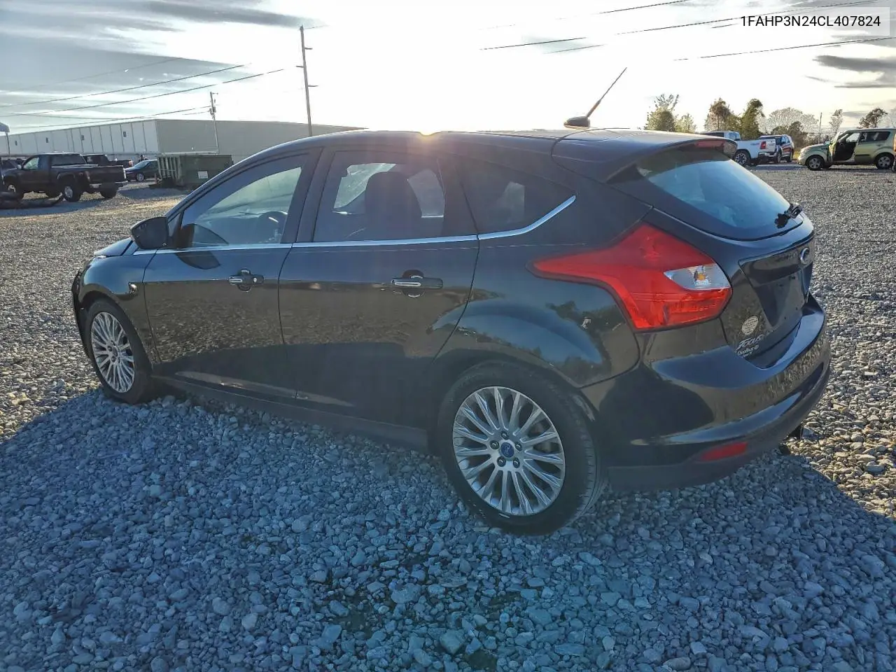 1FAHP3N24CL407824 2012 Ford Focus Titanium