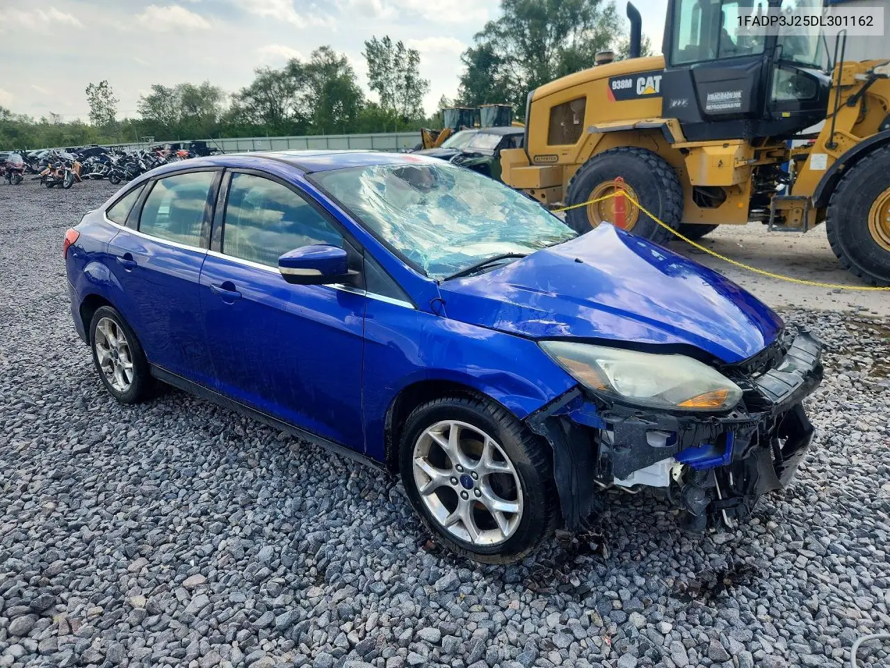 2013 Ford Focus Titanium VIN: 1FADP3J25DL301162 Lot: 61966616