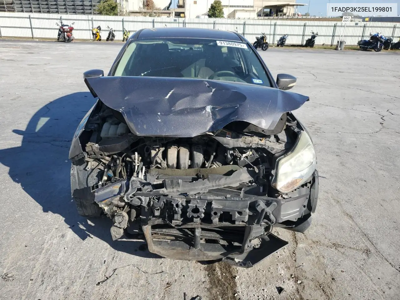 1FADP3K25EL199801 2014 Ford Focus Se
