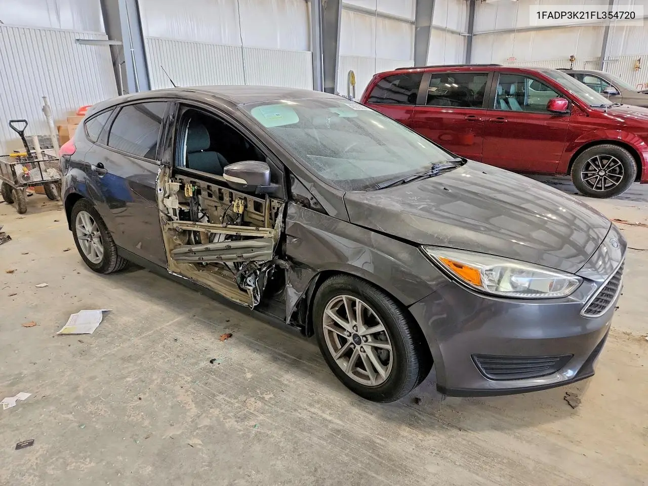 1FADP3K21FL354720 2015 Ford Focus Se