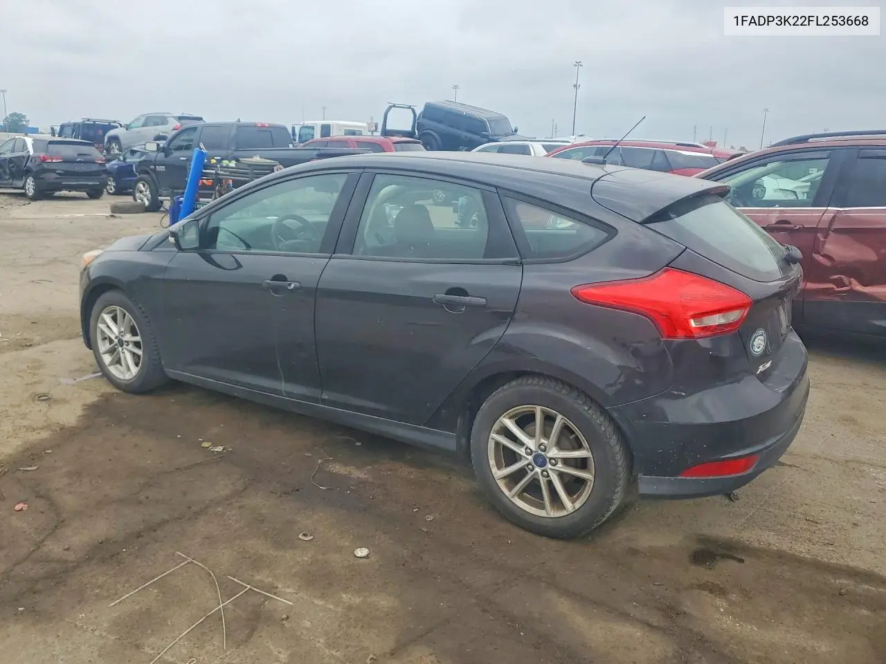 2015 Ford Focus Se VIN: 1FADP3K22FL253668 Lot: 61543376