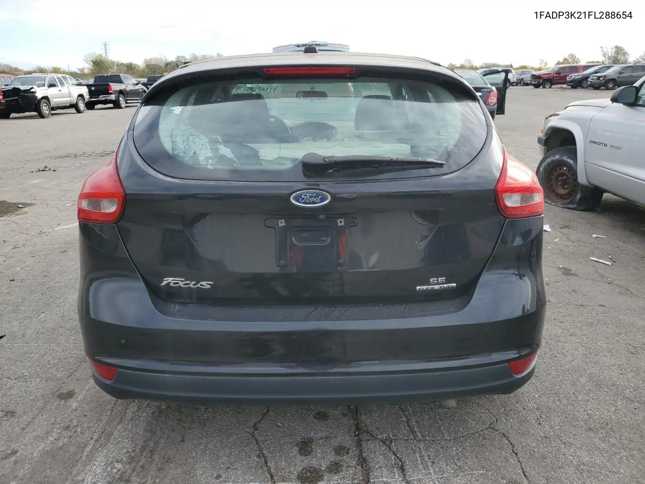 1FADP3K21FL288654 2015 Ford Focus Se