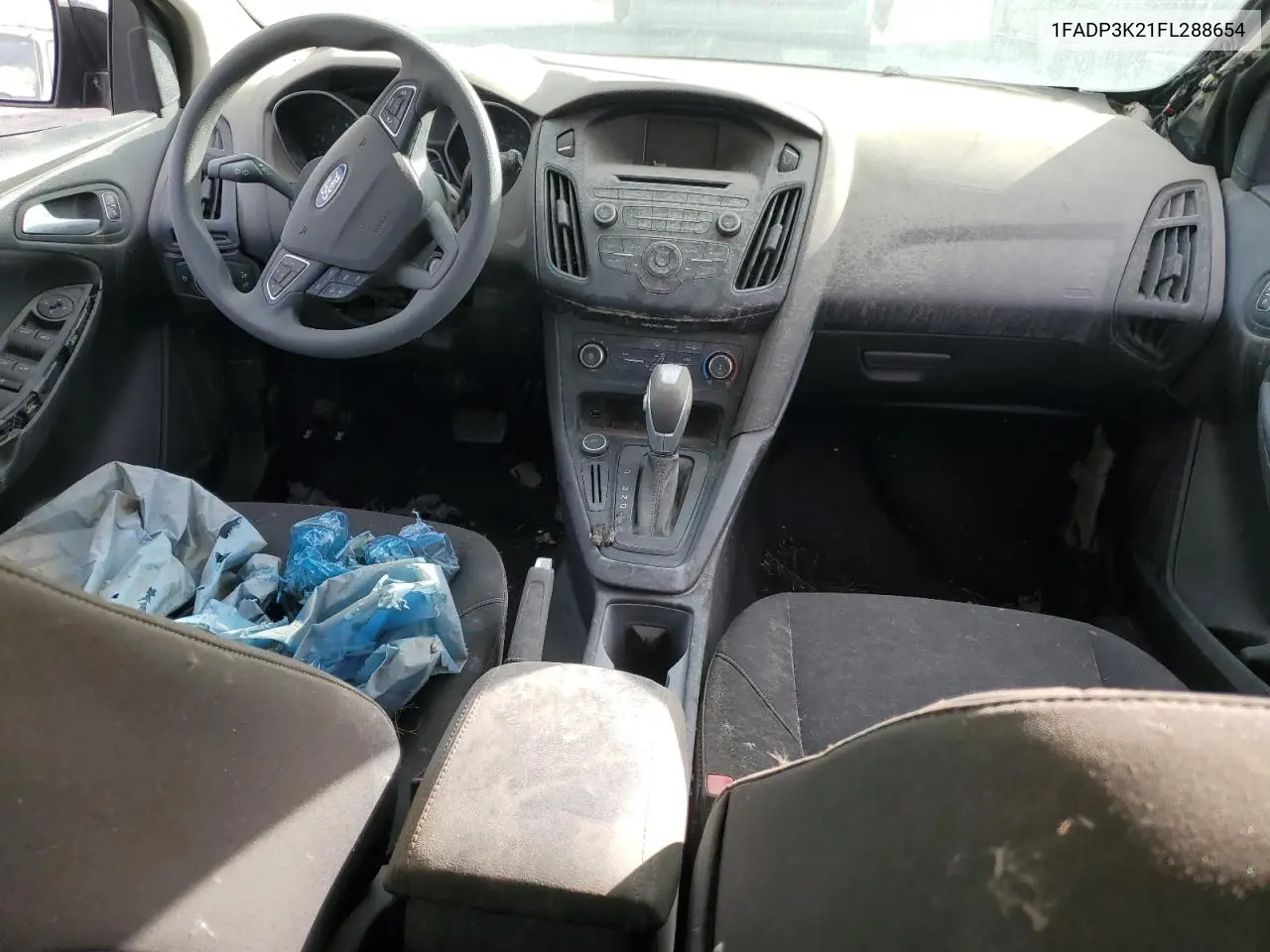 1FADP3K21FL288654 2015 Ford Focus Se