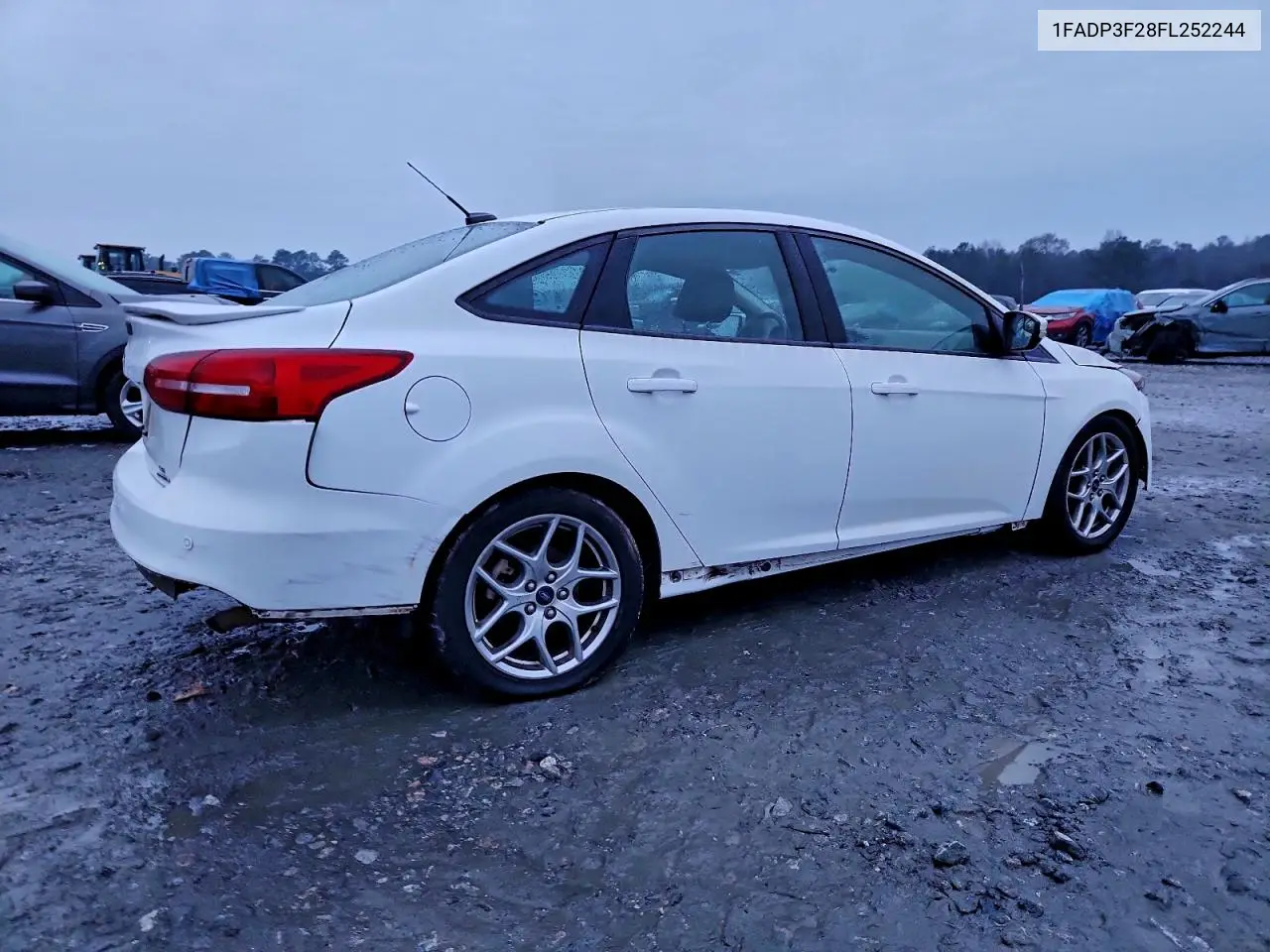 1FADP3F28FL252244 2015 Ford Focus Se