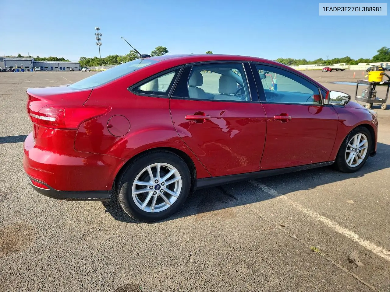 2016 Ford Focus Se VIN: 1FADP3F27GL388981 Lot: 61215726