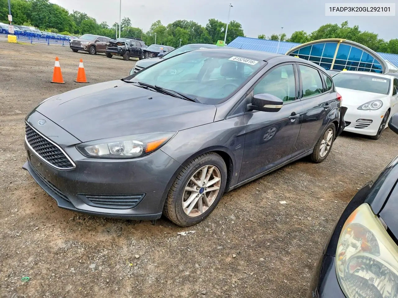 2016 Ford Focus Se VIN: 1FADP3K20GL292101 Lot: 61524816