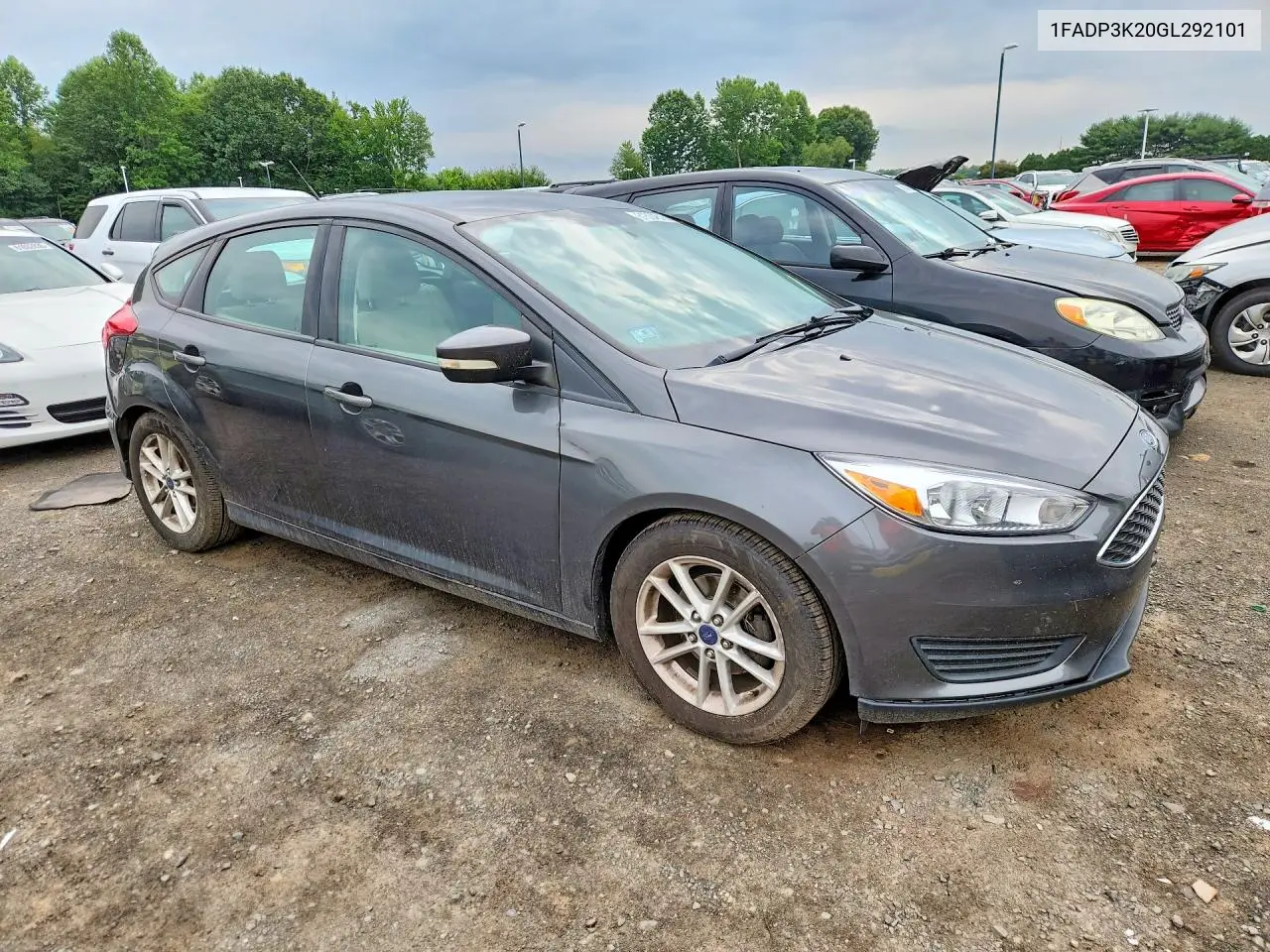 2016 Ford Focus Se VIN: 1FADP3K20GL292101 Lot: 61524816