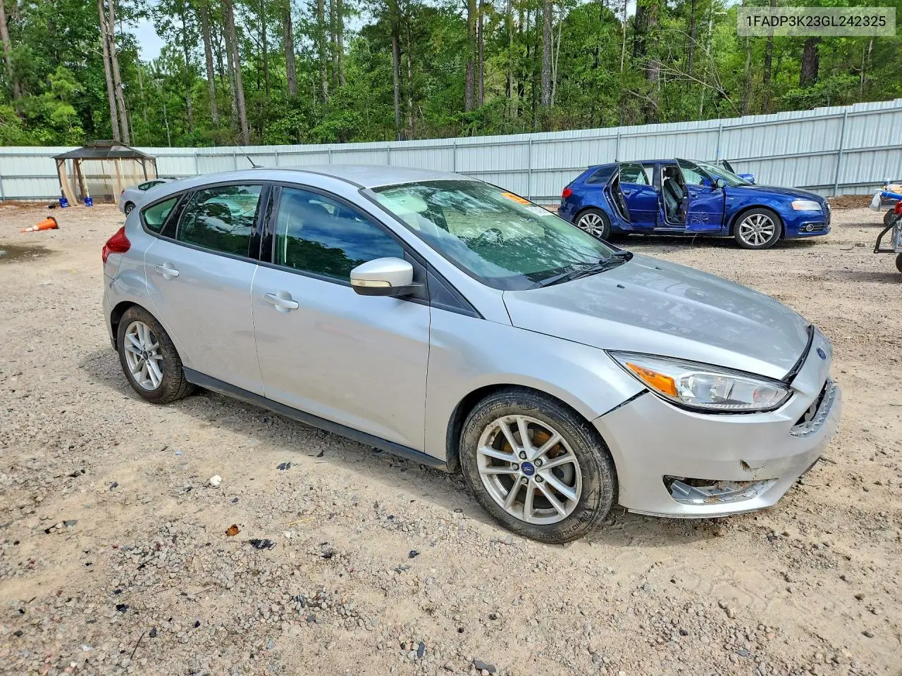 2016 Ford Focus Se VIN: 1FADP3K23GL242325 Lot: 61648386
