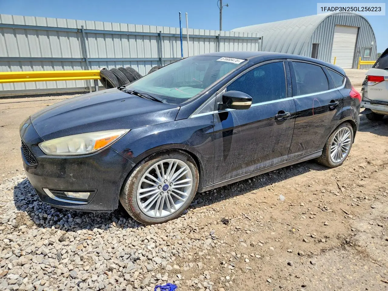 2016 Ford Focus Titanium VIN: 1FADP3N25GL256223 Lot: 61688476