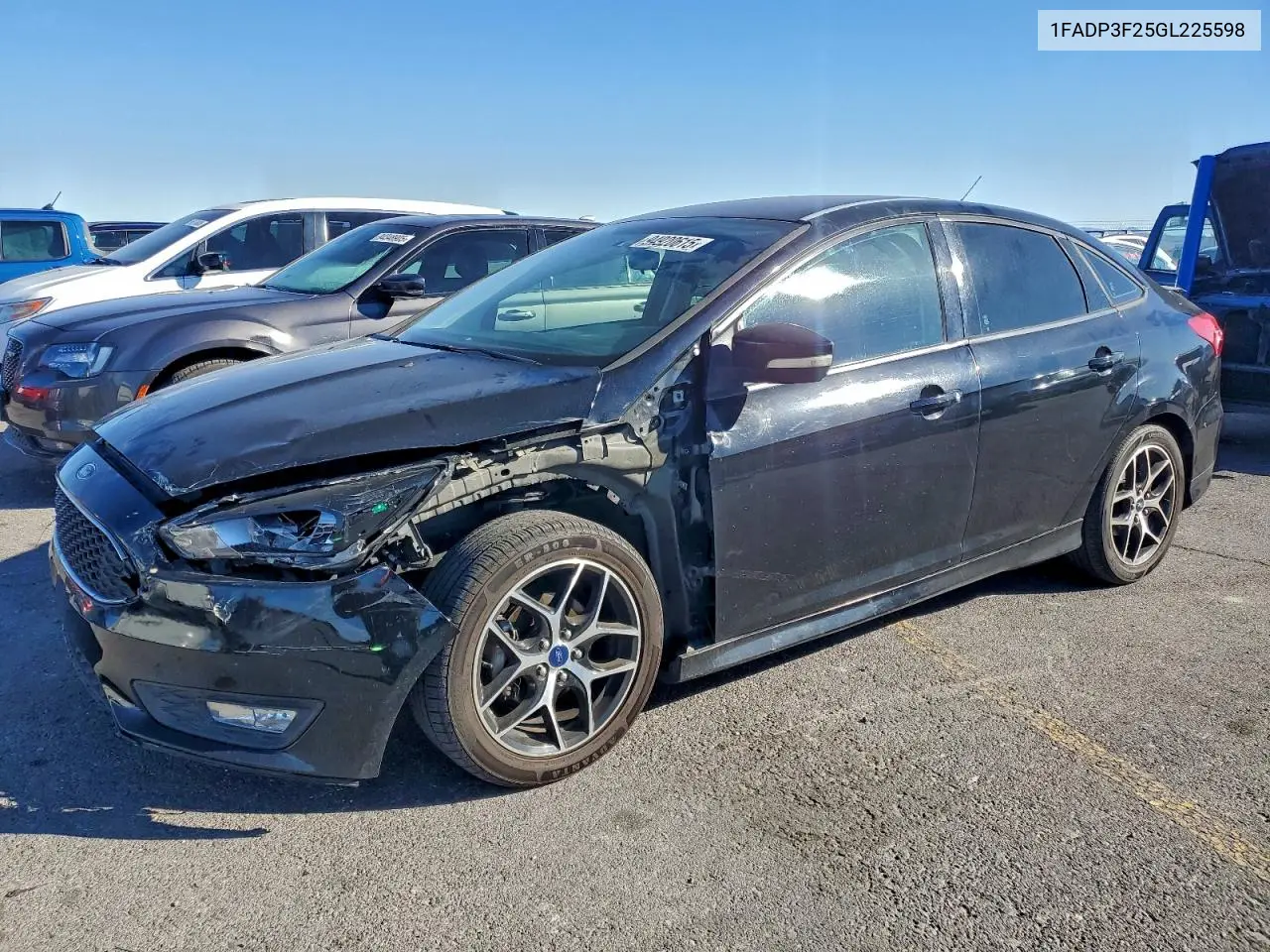 1FADP3F25GL225598 2016 Ford Focus Se