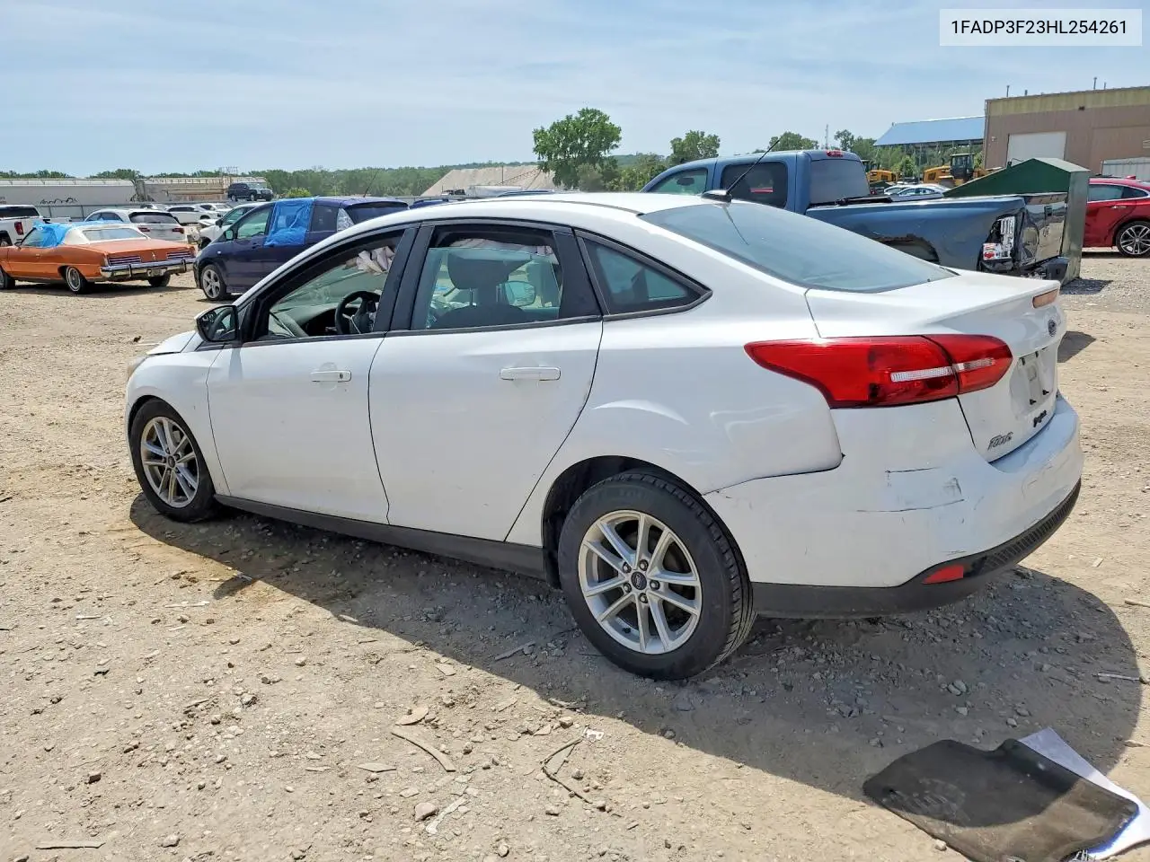 2017 Ford Focus Se VIN: 1FADP3F23HL254261 Lot: 58111516