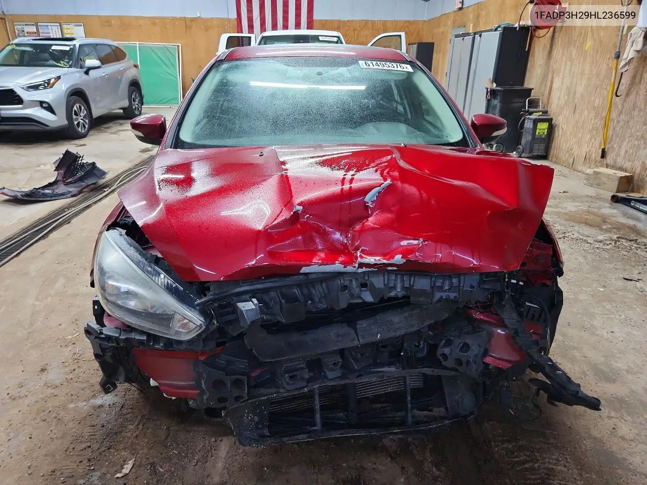 2017 Ford Focus Sel VIN: 1FADP3H29HL236599 Lot: 61495376