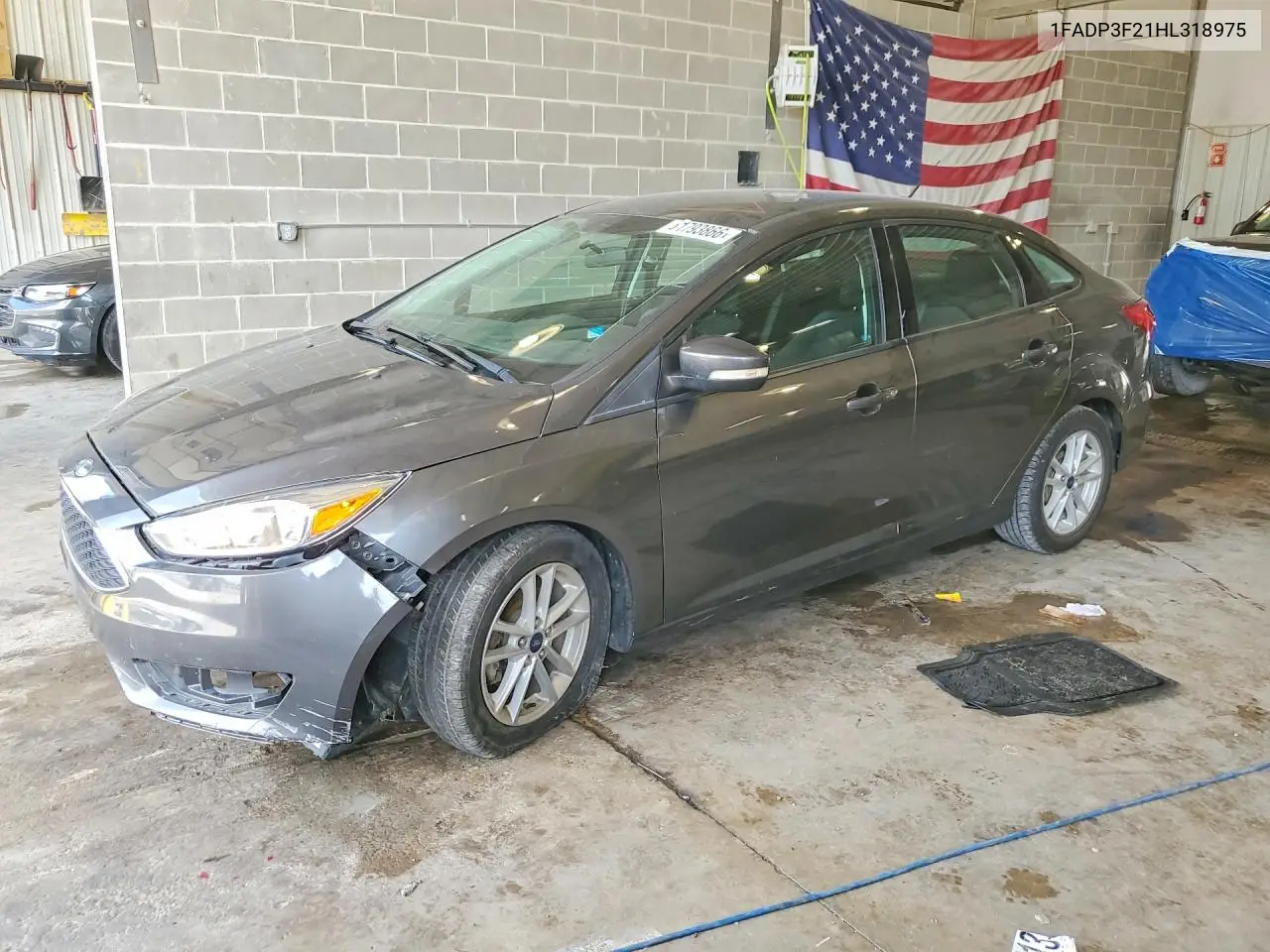2017 Ford Focus Se VIN: 1FADP3F21HL318975 Lot: 61793866