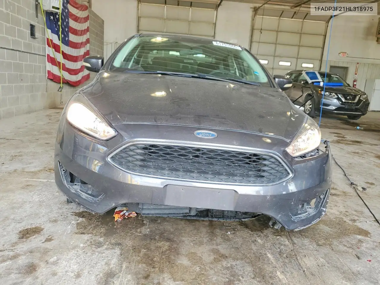 2017 Ford Focus Se VIN: 1FADP3F21HL318975 Lot: 61793866