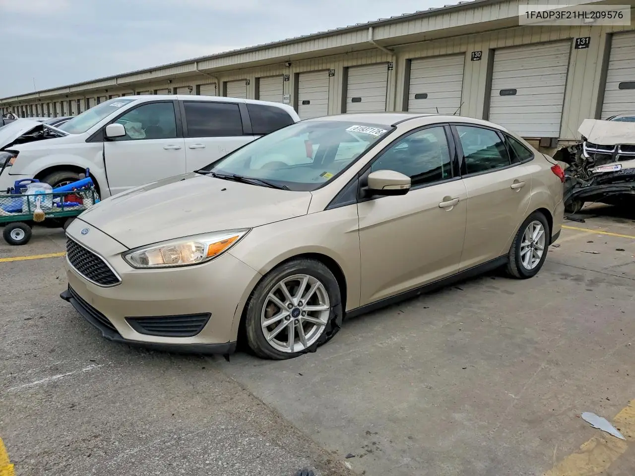 2017 Ford Focus Se VIN: 1FADP3F21HL209576 Lot: 61937176