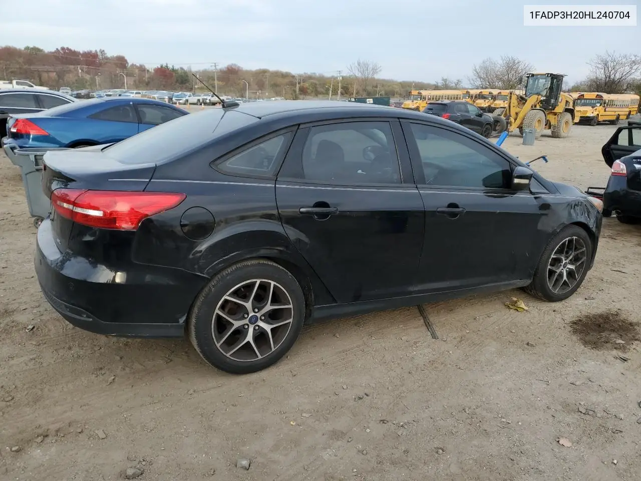 1FADP3H20HL240704 2017 Ford Focus Sel