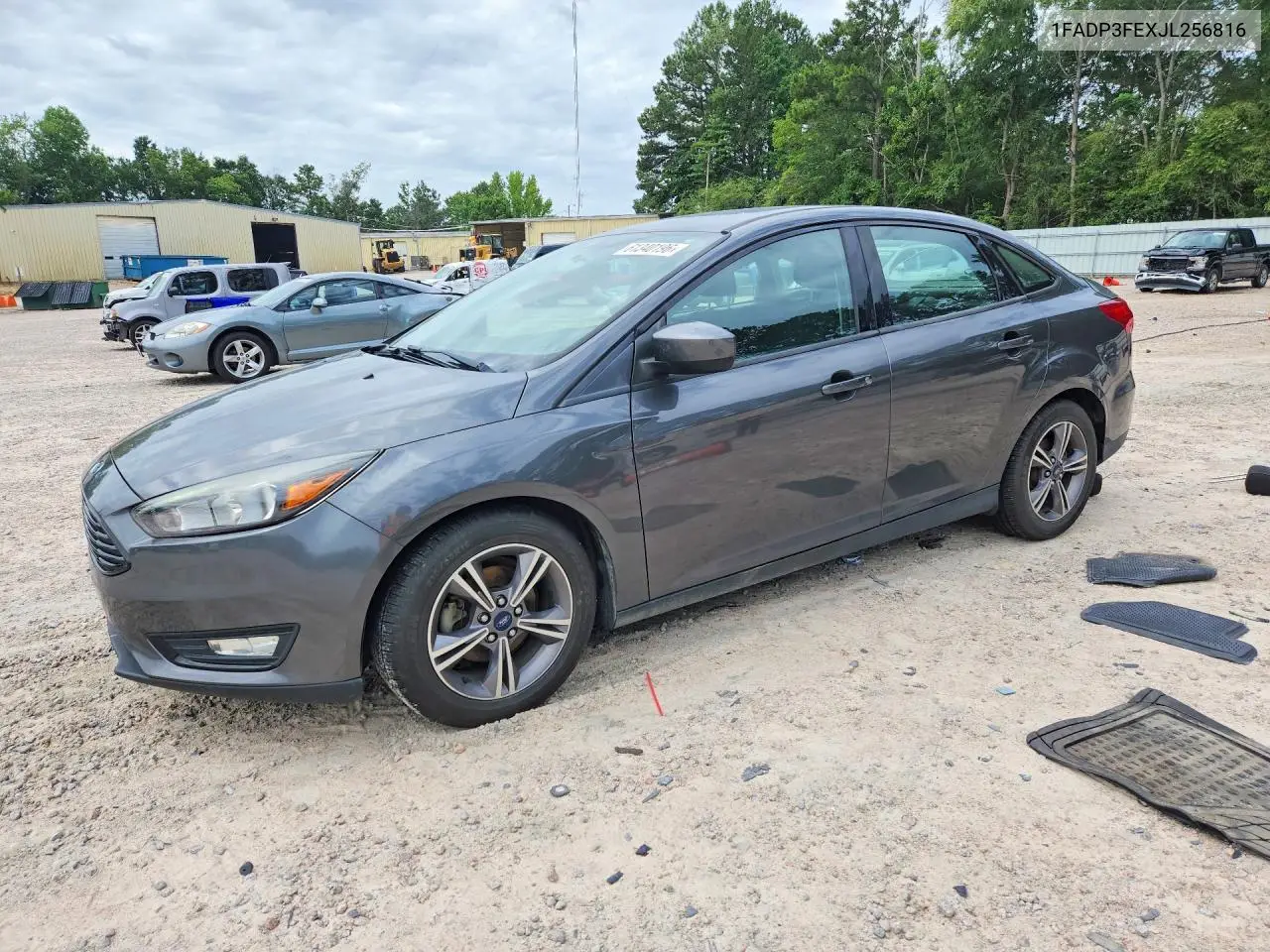 2018 Ford Focus Se VIN: 1FADP3FEXJL256816 Lot: 61340196