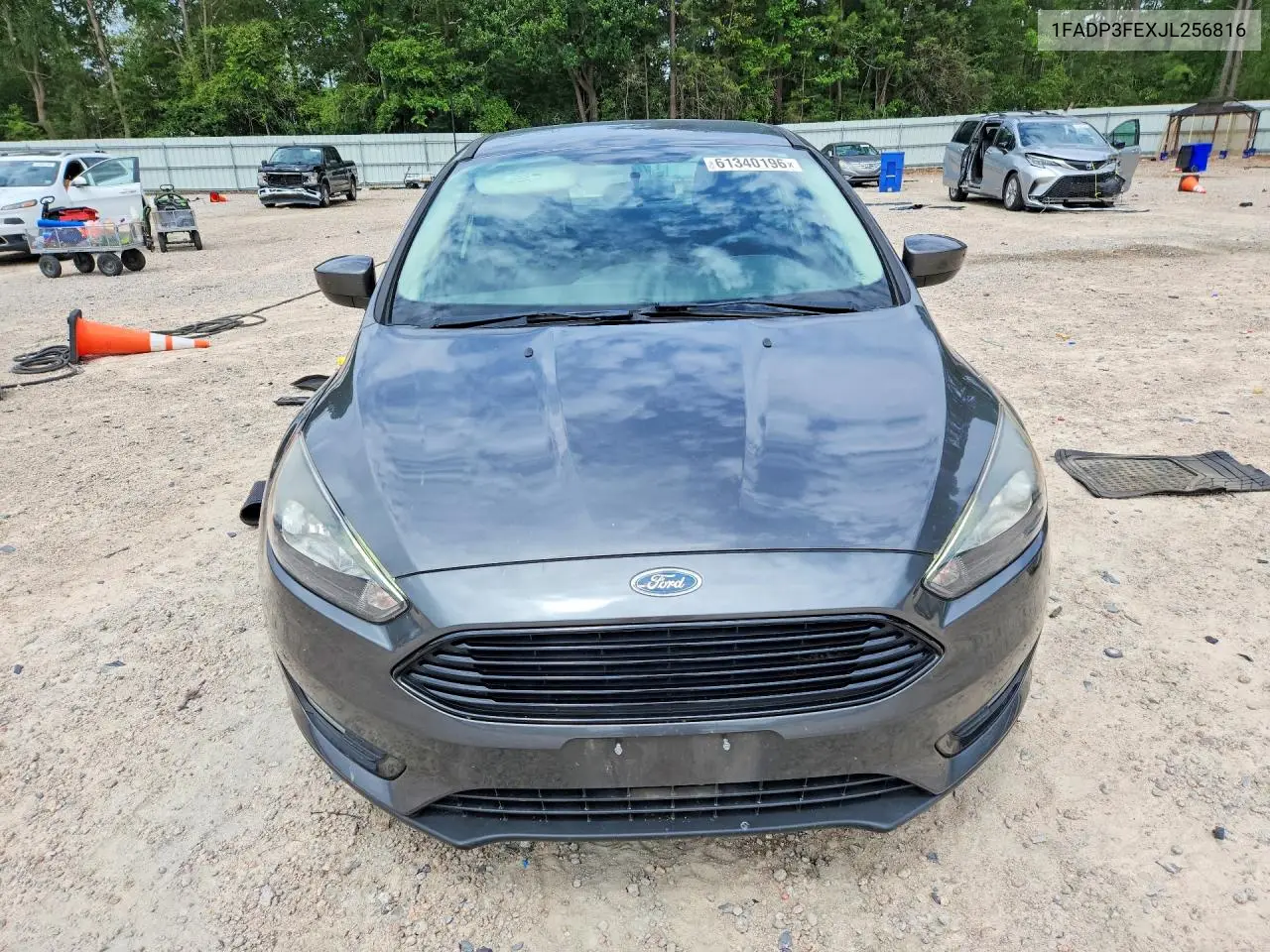 2018 Ford Focus Se VIN: 1FADP3FEXJL256816 Lot: 61340196