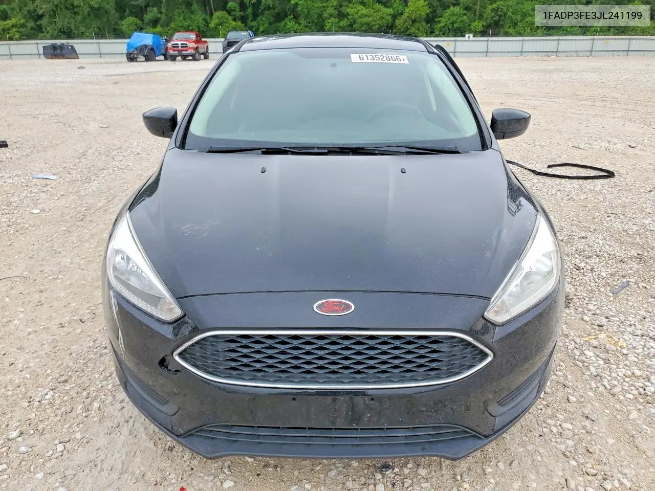 2018 Ford Focus Se VIN: 1FADP3FE3JL241199 Lot: 61352866