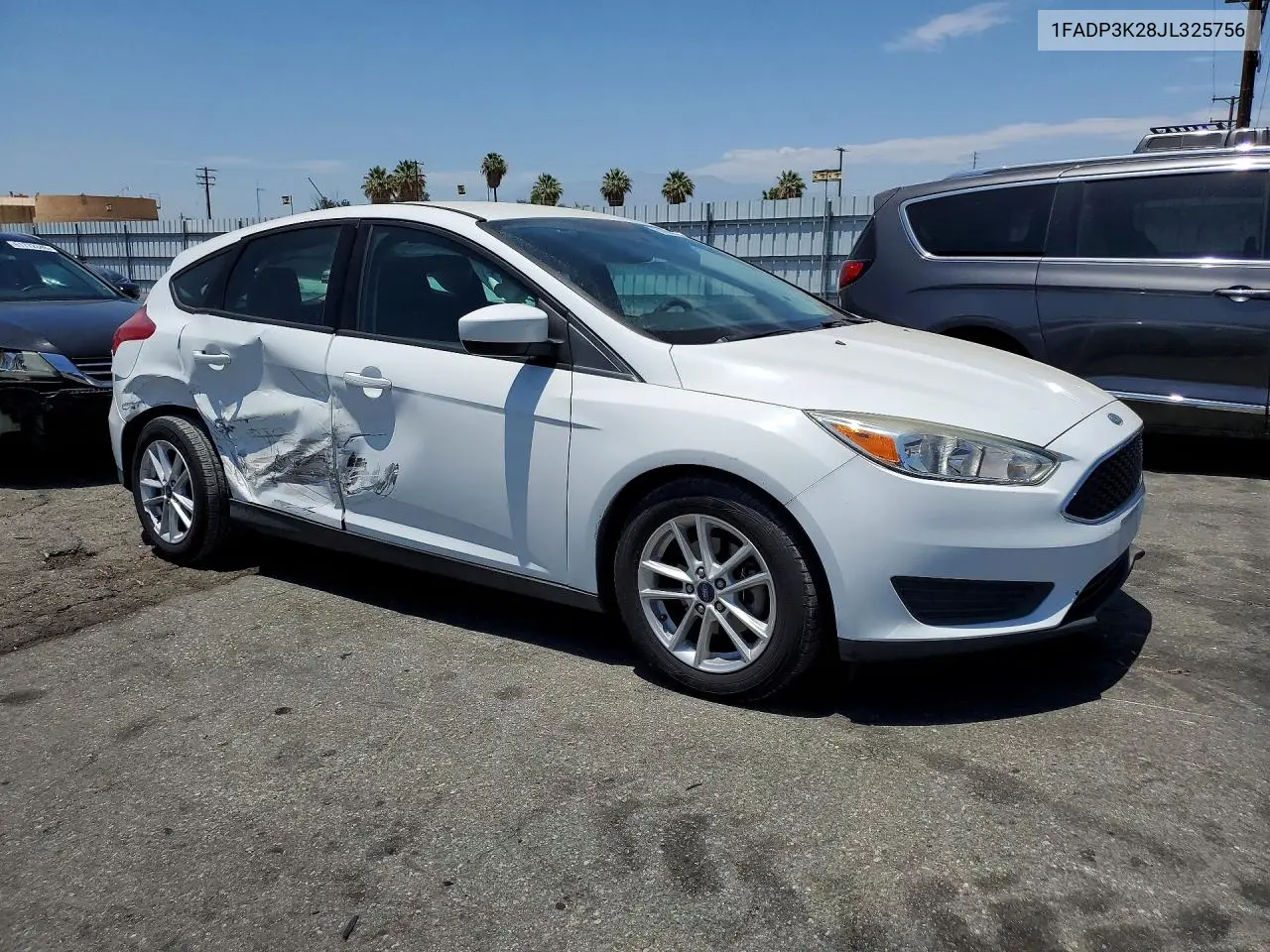 2018 Ford Focus Se VIN: 1FADP3K28JL325756 Lot: 61684736