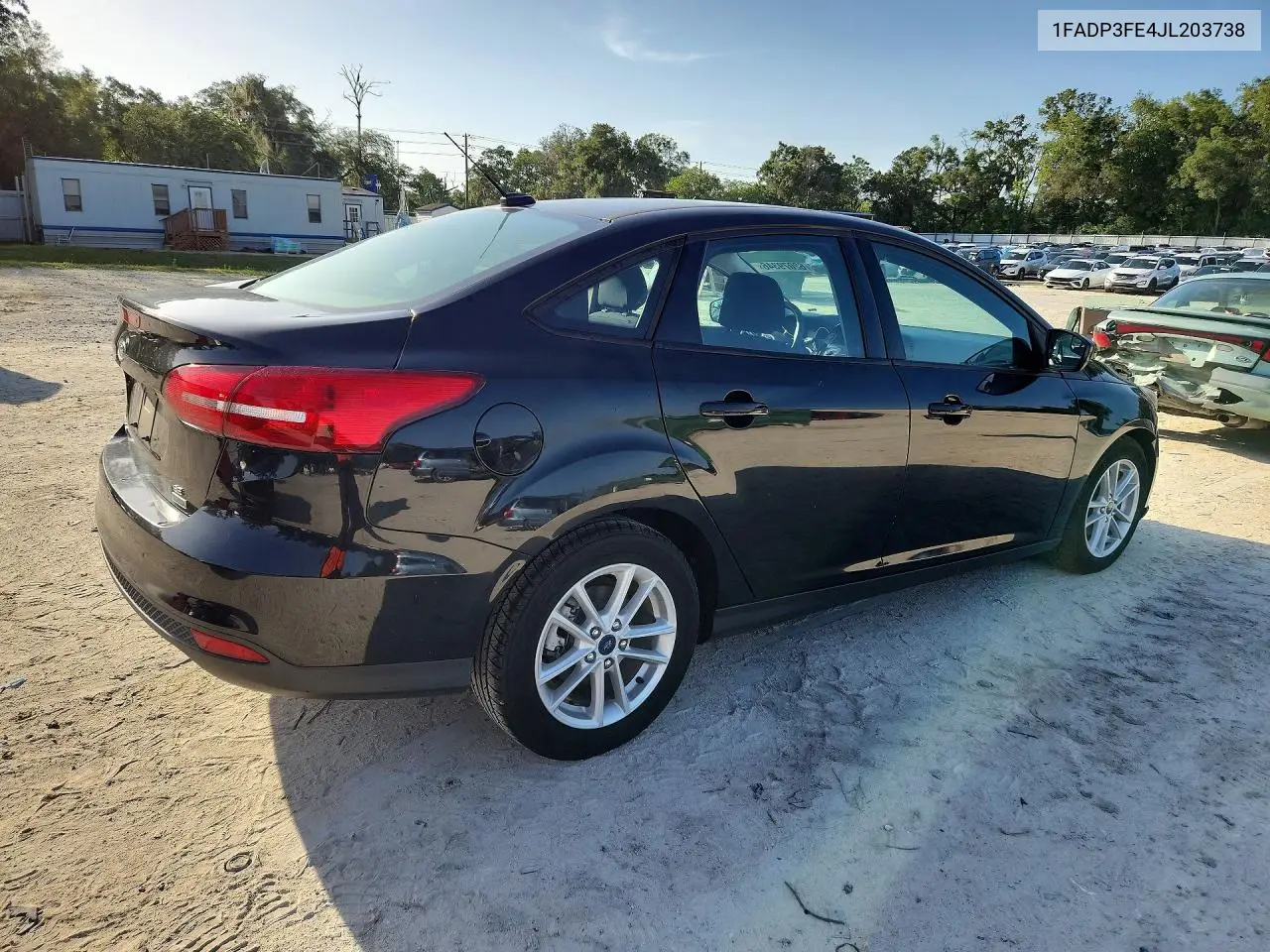 2018 Ford Focus Se VIN: 1FADP3FE4JL203738 Lot: 62079346