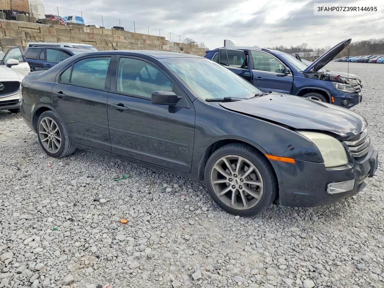 3FAHP07Z39R144695 2009 Ford Fusion Se