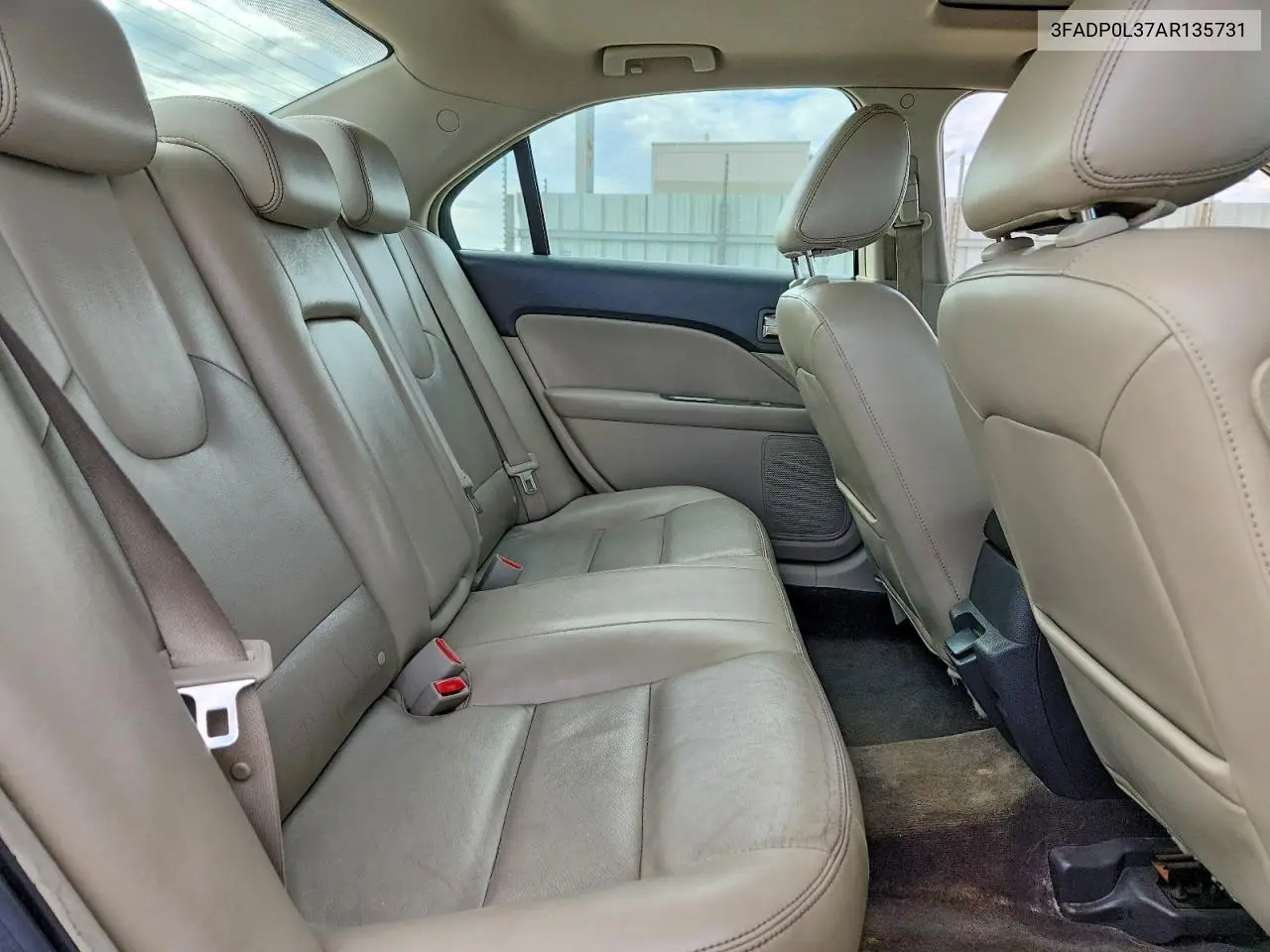 2010 Ford Fusion Hybrid VIN: 3FADP0L37AR135731 Lot: 61792706